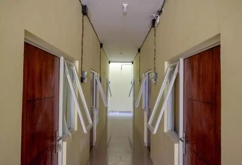 ホテル Koolkost Syariah Near Transmart Banyumanik Semarang