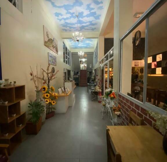 ホテル Reddoorz @ Bansud Oriental Mindoro