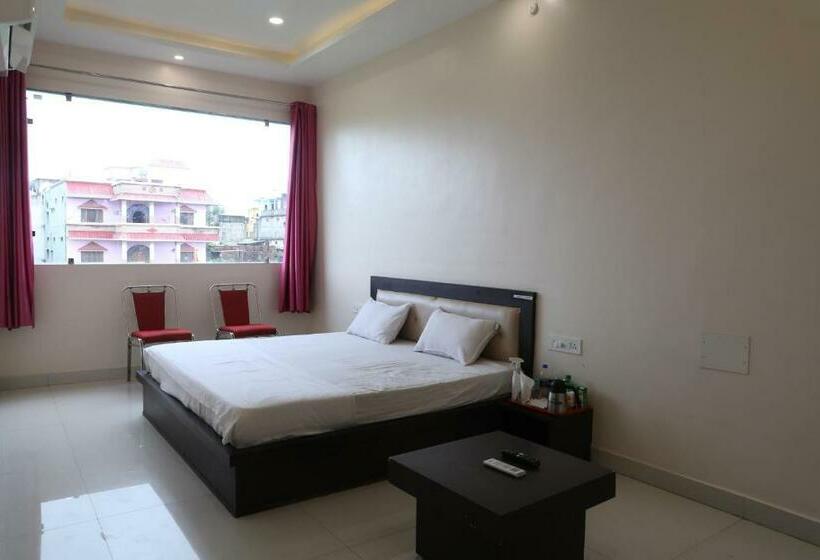 酒店 Shri Siddhivinayak