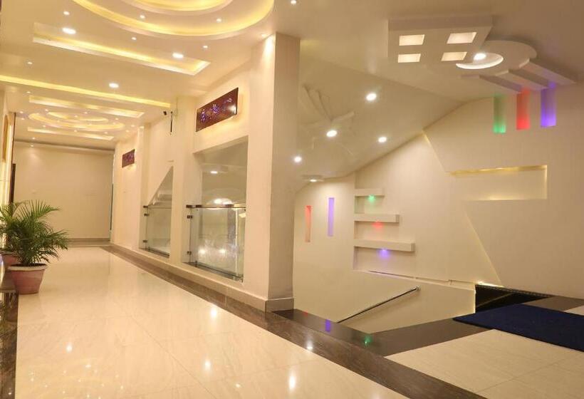 酒店 Shri Siddhivinayak