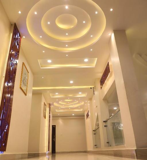 酒店 Shri Siddhivinayak