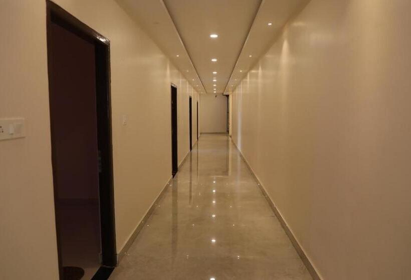 酒店 Shri Siddhivinayak