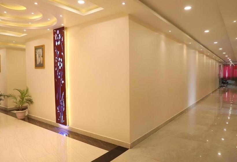 酒店 Shri Siddhivinayak