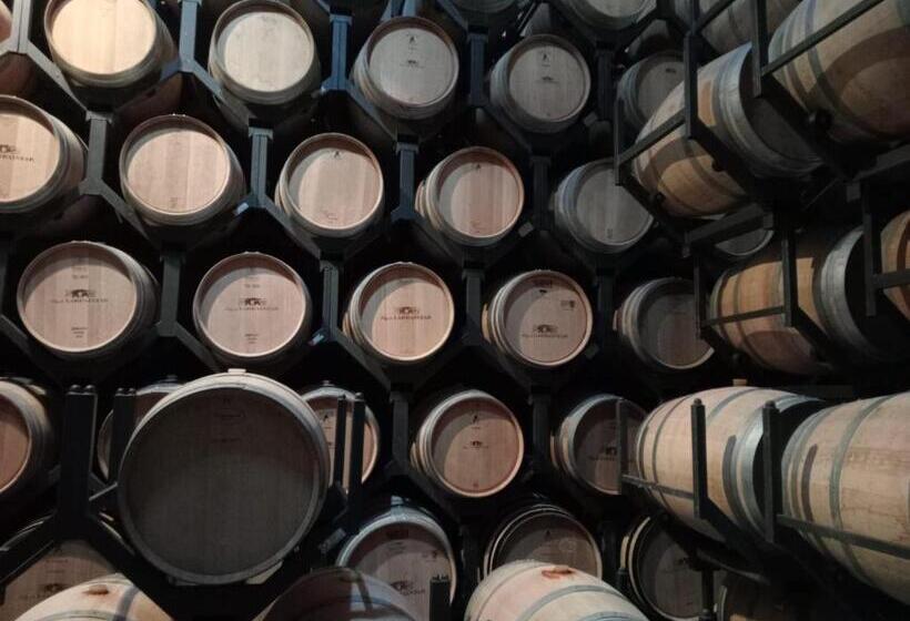 Pensione Larrion Hostal   Ostatua