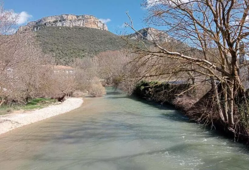 Majatalo Larrion Hostal   Ostatua