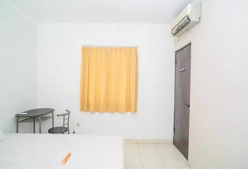 ペンション Losmen Family Syariah Bypass Juanda Mitra Reddoorz