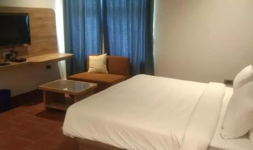 Riviera Beach Resort