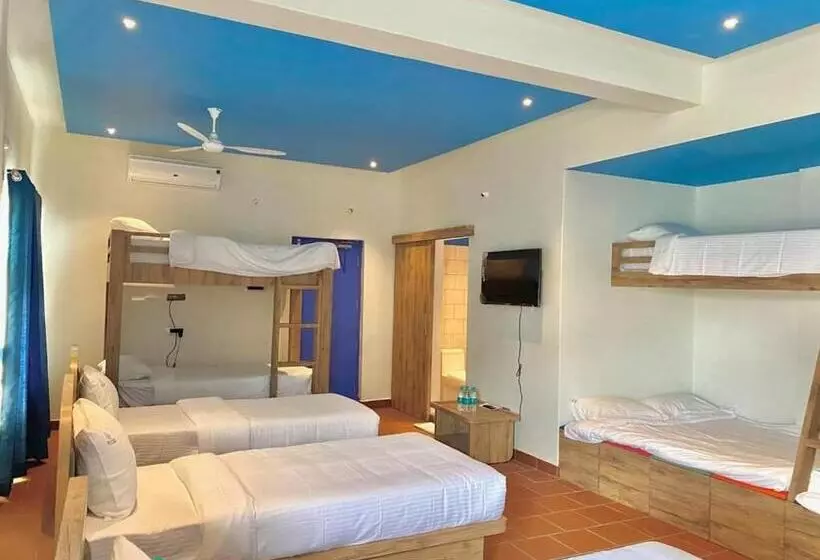 Riviera Beach Resort