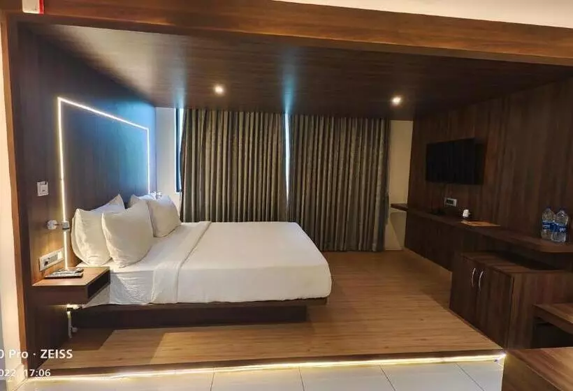 Riviera Beach Resort