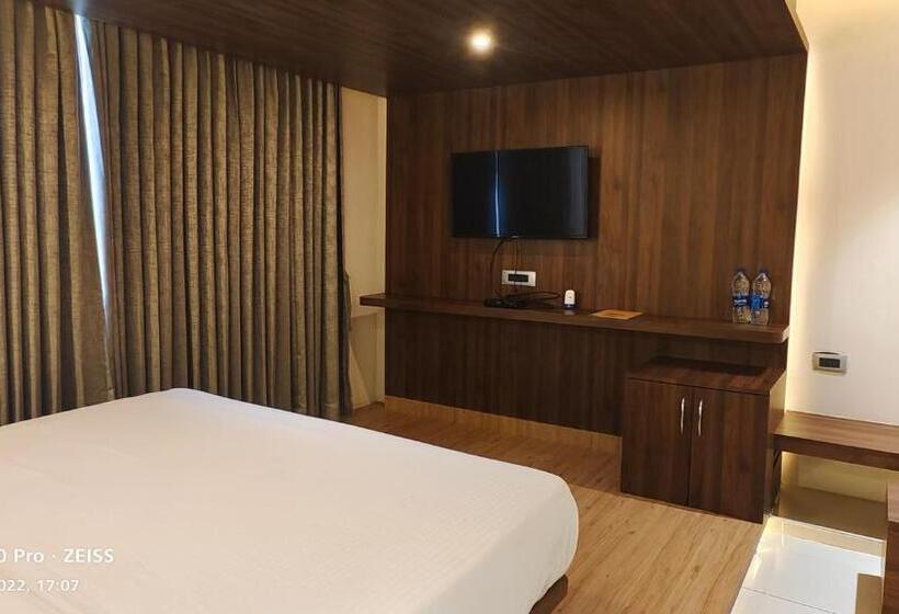 Riviera Beach Resort