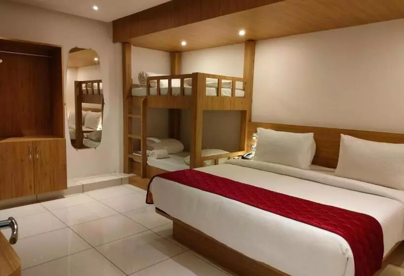 Riviera Beach Resort