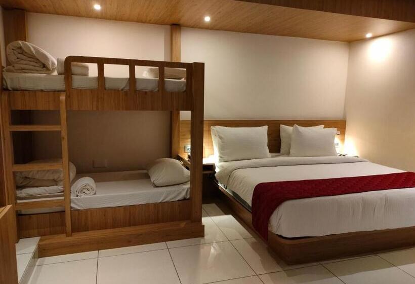 Riviera Beach Resort