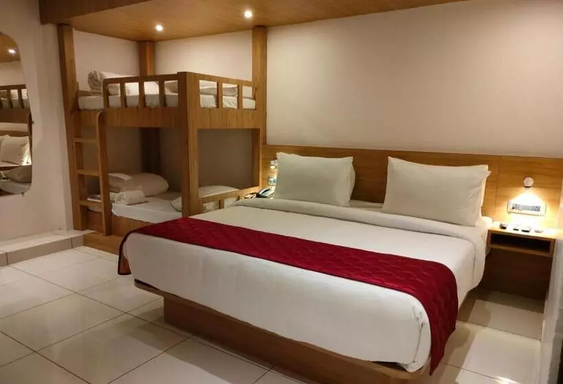 Riviera Beach Resort