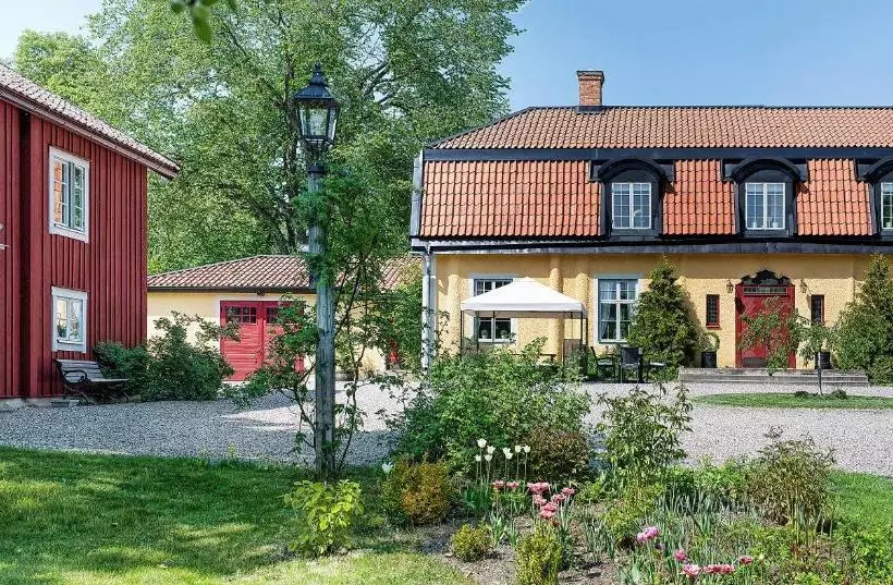östa Gård Boutique B&b