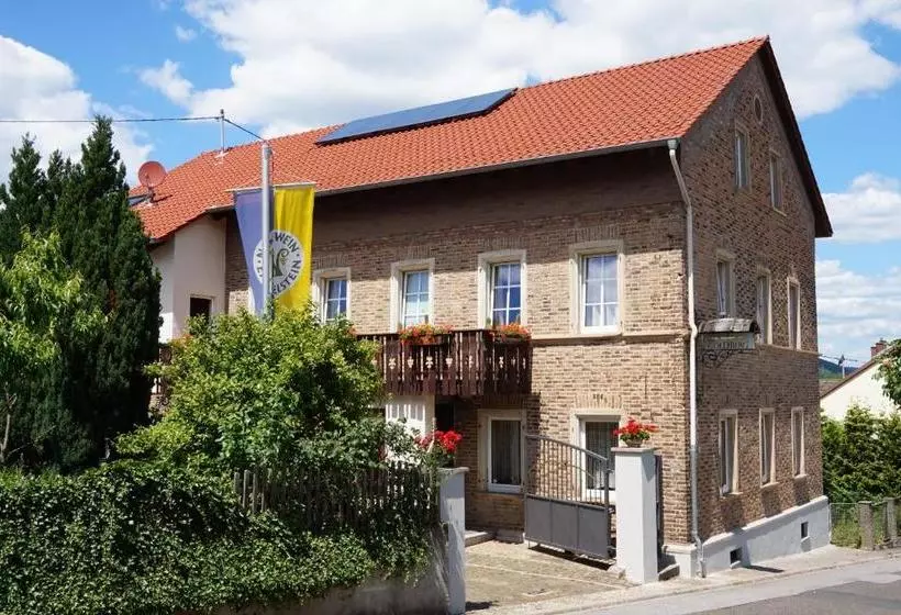 ユースホステル Gästehaus Zum Goldberg