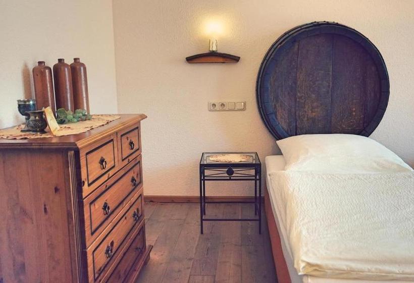 הוסטל Gästehaus Zum Goldberg