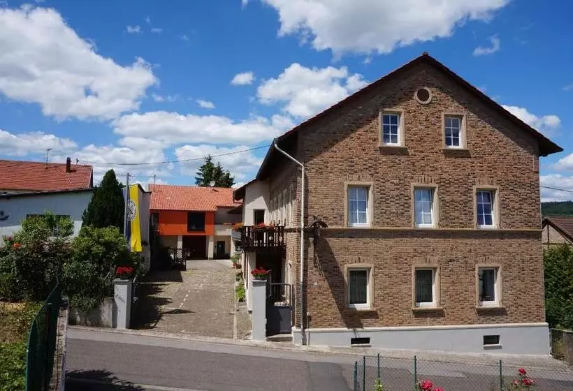 ユースホステル Gästehaus Zum Goldberg