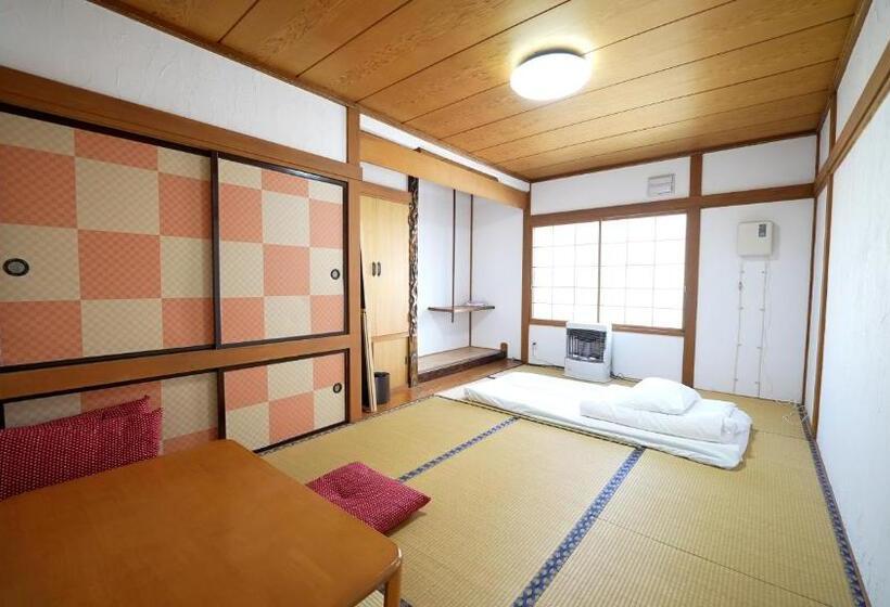 فندق صغير Kawayu Onsen Guesthouse Nomy