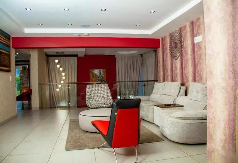 Aamiaismajoitus (B&B) Kliprivier Guest House