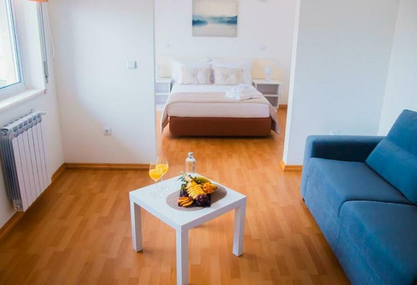 Bed and Breakfast Pedrogao Guesthouse