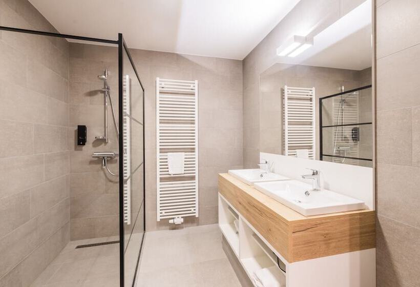 Belcasa Beach Suites & Lofts Apart