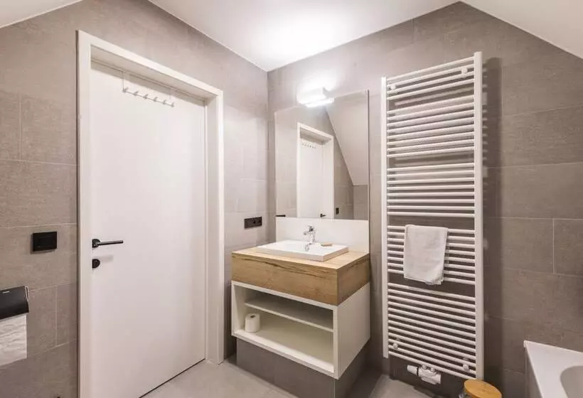 Belcasa Beach Suites & Lofts Apart