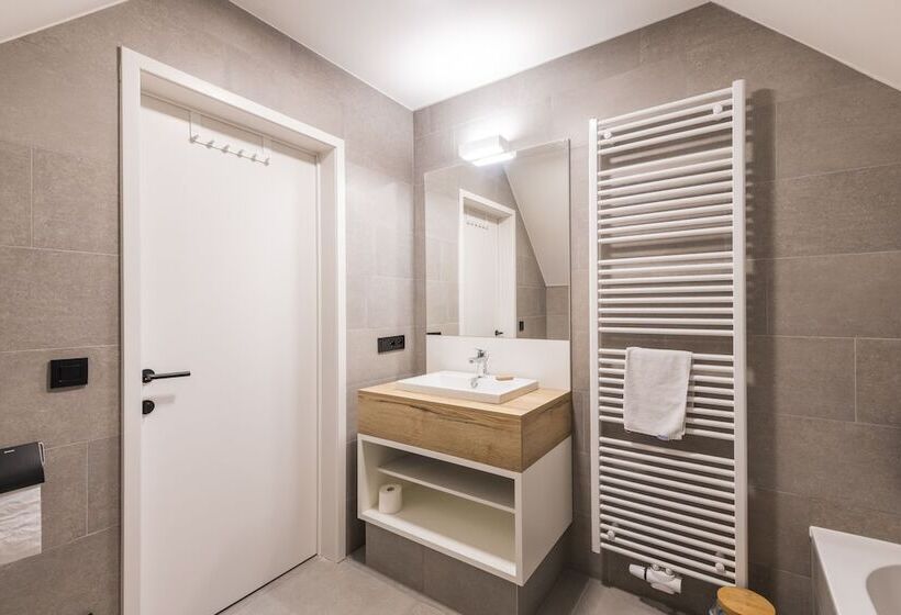 Belcasa Beach Suites & Lofts Apart