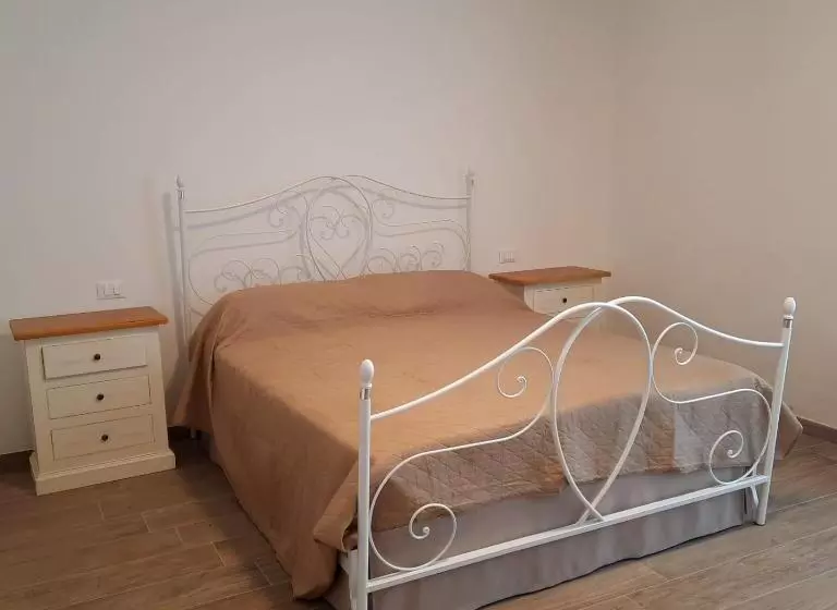 Hotelli Agriturismo Albero Del Miele