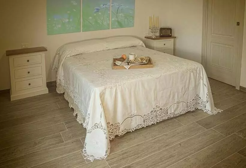 Hotelli Agriturismo Albero Del Miele