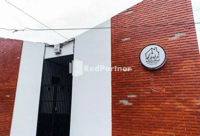 Hotelli Aksara Homestay Syariah Mitra Reddoorz