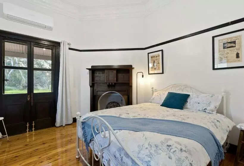 Hotelli Avalon Farm Stay