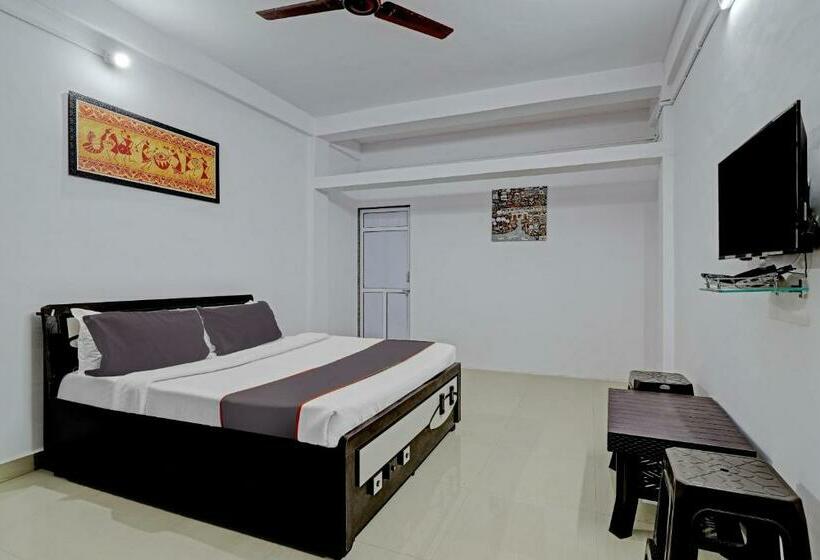 Hôtel Collection O 81352 Vrindavan Moca