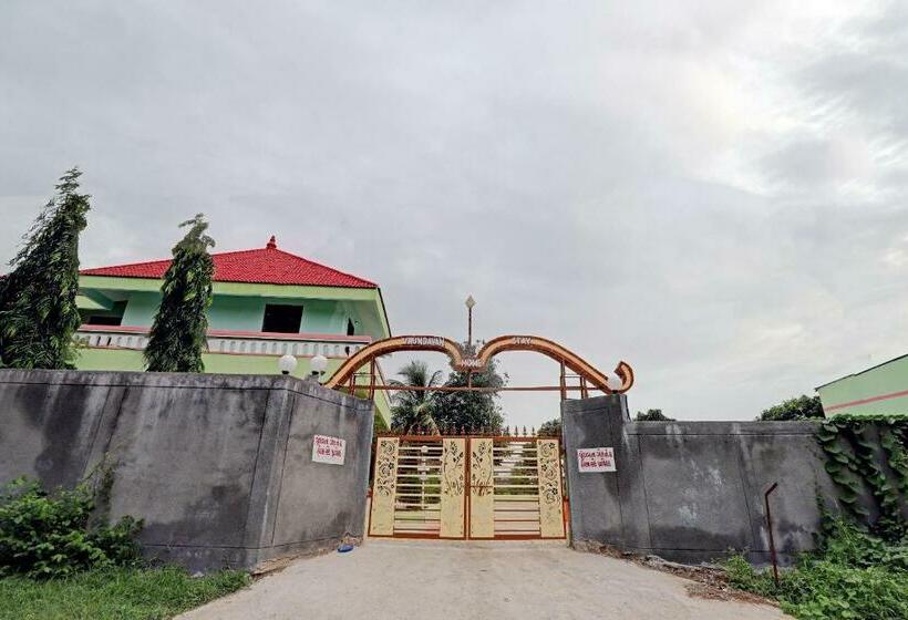 Hôtel Collection O 81352 Vrindavan Moca