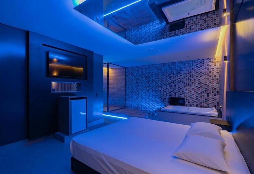 ホテル Drops Vale Dos Sinos