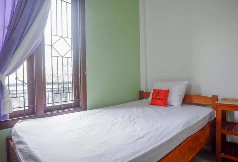 Hotel Koolkost @ Majapahit Area Semarang