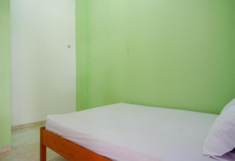 فندق Koolkost @ Majapahit Area Semarang