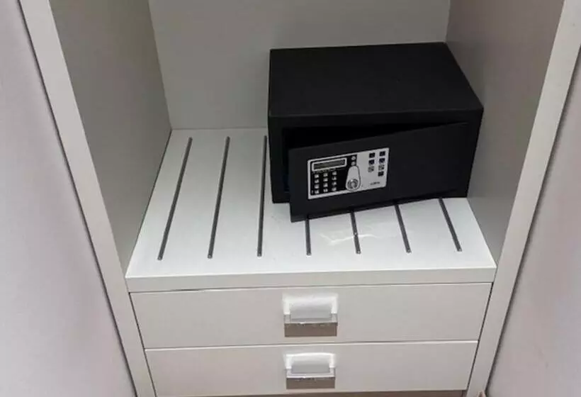 Hotelli Locanda Larotonda