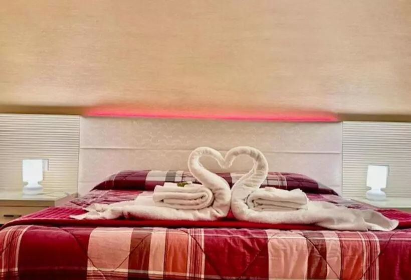 Hotelli Locanda Larotonda