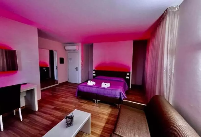 Hotelli Locanda Larotonda