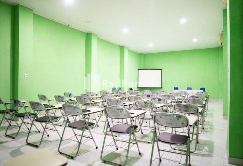 Hotel Ratu Ayu 2 Lampung Mitra Reddoorz