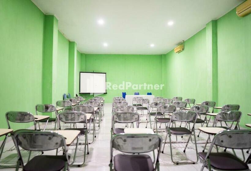 Hotel Ratu Ayu 2 Lampung Mitra Reddoorz