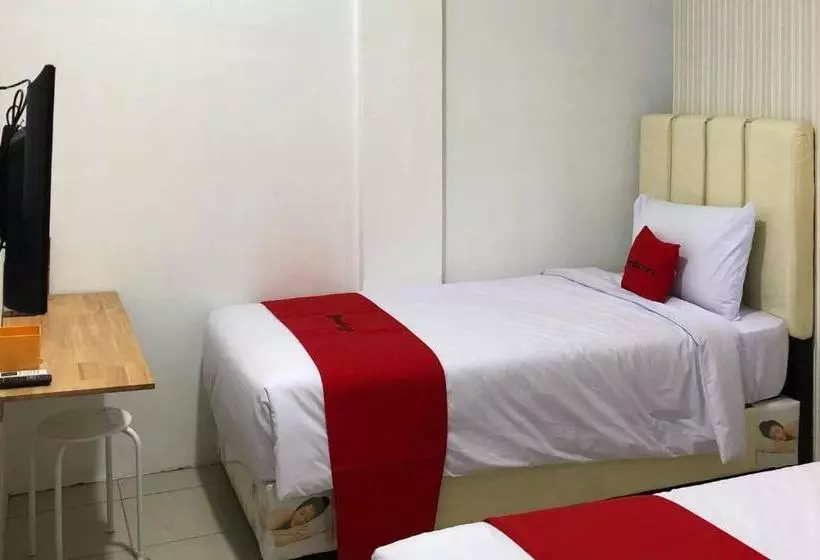 Hotelli Reddoorz @ Aksara Medan