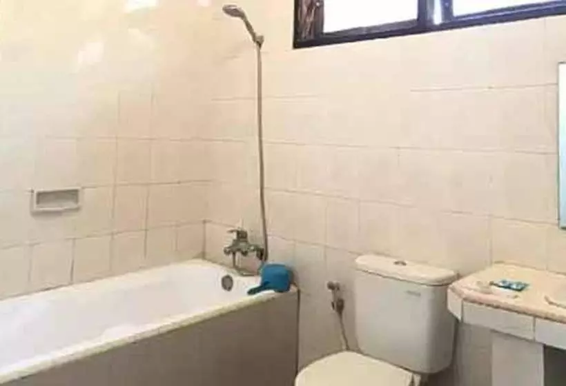 هتل Reddoorz @ Nantampukmas Sidikalang