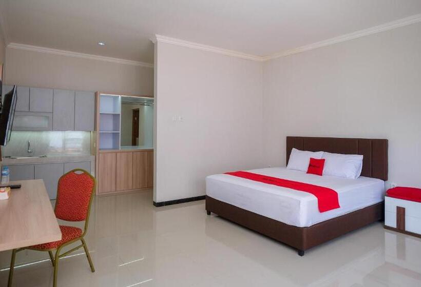 Otel Reddoorz Syariah Near Solo Paragon Mall 2