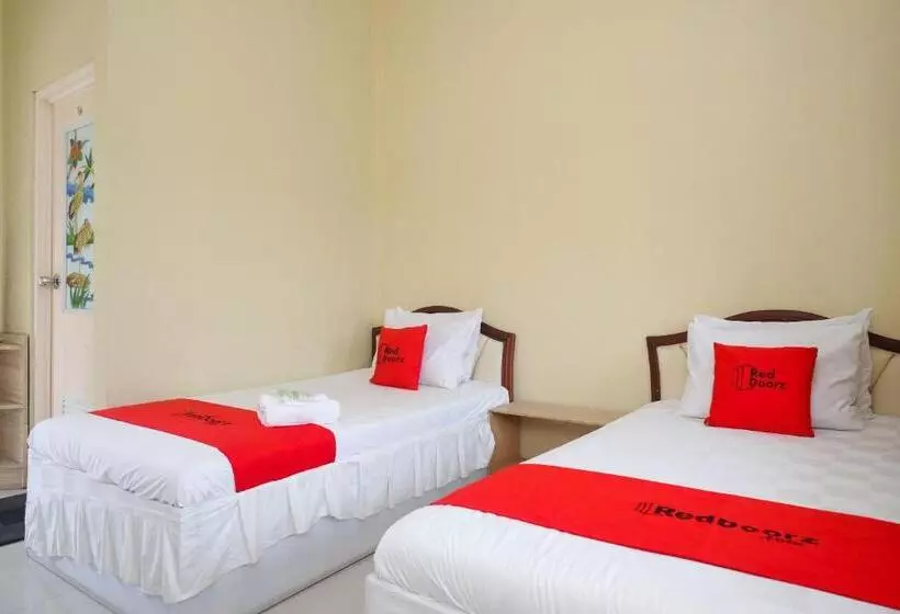 Hotelli Reddoorz Syariah Near Taman Rekreasi Kalianget Wonosobo