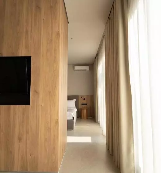 ホテル Shambala Wellness Club