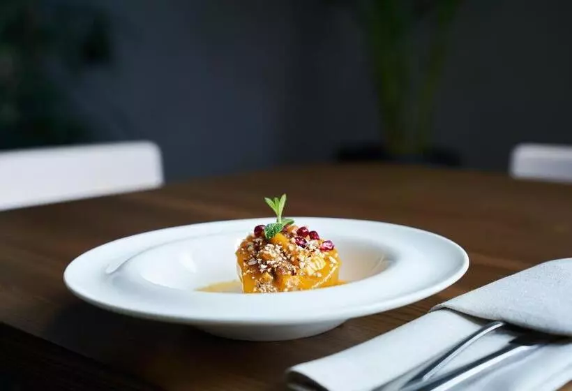 ホテル Shambala Wellness Club