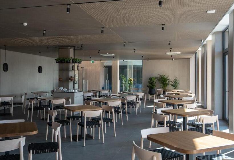 فندق Shambala Wellness Club