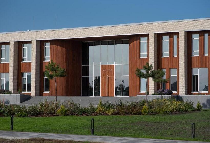 فندق Shambala Wellness Club