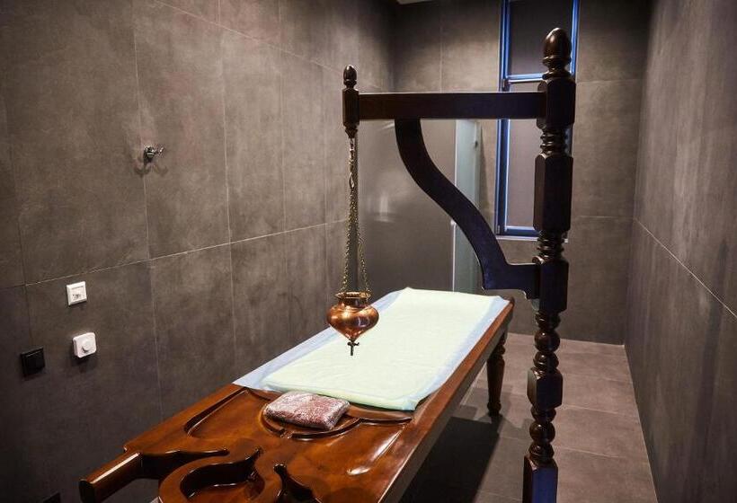 فندق Shambala Wellness Club